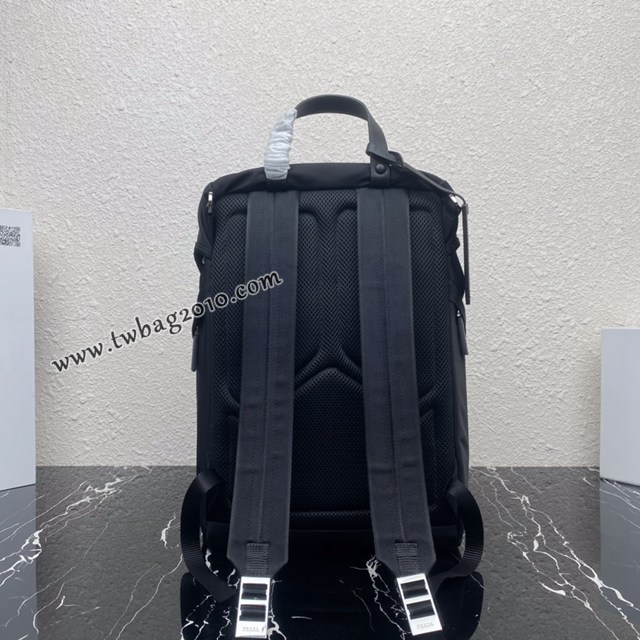 Prada專櫃新款升級版男士背包 2VZ135 普拉達黑色降落傘雙肩背包 csp1639